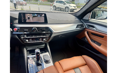 BMW M5 Competition xDrive B&W - автомобили, коли, обяви за нови и употребявани 7