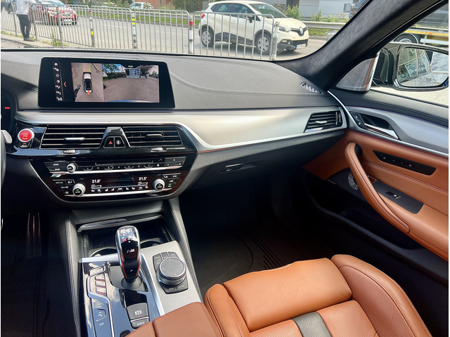 BMW M5 Competition xDrive B&W - автомобили, коли, обяви за нови и употребявани 7