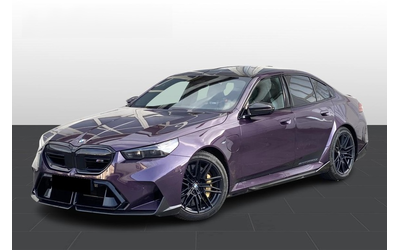 bmw-m5-m5-4-4-hybrid-m-performance - 0