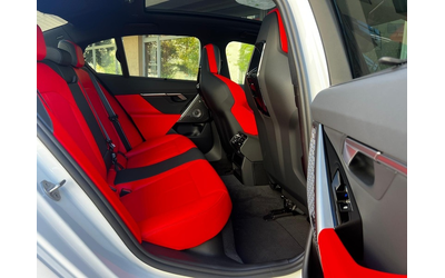 BMW M5 M5 4.4 Hybrid xDrive - автомобили, коли, обяви за нови и употребявани 9