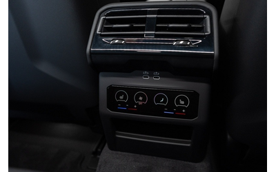 BMW M5 M5 4.4 V8 Touring Plug-in хибрид - автомобили, коли, обяви за нови и употребявани 15