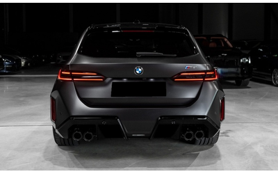 bmw-m5-m5-4-4-v8-touring-plug-in-hibrid - 4