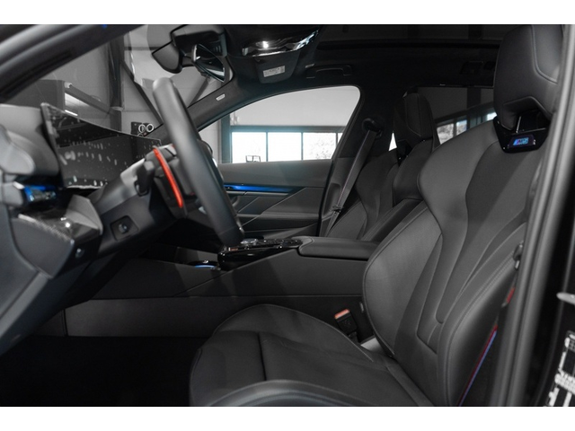 BMW M5 M5 4.4 V8 Touring Plug-in хибрид - автомобили, коли, обяви за нови и употребявани 8