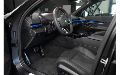 BMW M5 M5 4.4 V8 Touring Plug-in хибрид - автомобили, коли, обяви за нови и употребявани 9