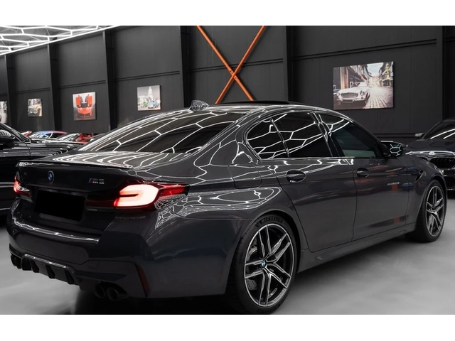 BMW M5 M5 4.4. xDrive - автомобили, коли, обяви за нови и употребявани 1