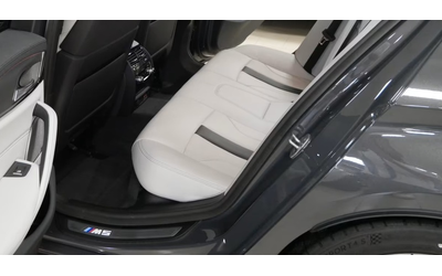 BMW M5 M5 4.4 xDrive  - автомобили, коли, обяви за нови и употребявани 8