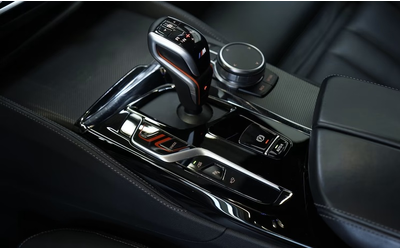 BMW M5 M5 Competition - автомобили, коли, обяви за нови и употребявани 6