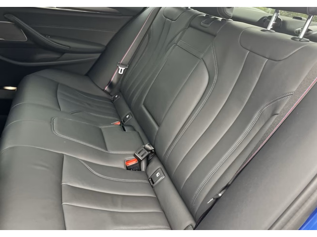 BMW M5 M5 Competition - автомобили, коли, обяви за нови и употребявани 5