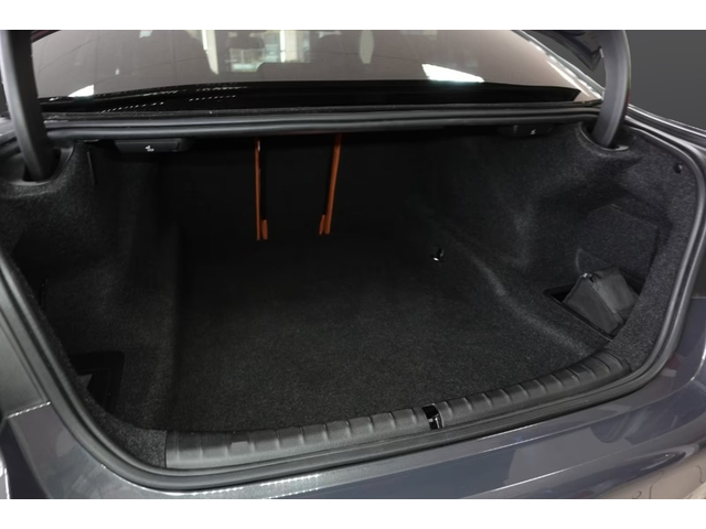 BMW M5 M5 Competition - автомобили, коли, обяви за нови и употребявани 8