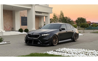 bmw-m5-m5-ultimate-individual-carbon-ceramic - 0