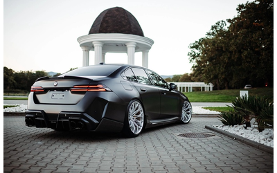 BMW M5 M5 Ultimate Individual Carbon Ceramic - автомобили, коли, обяви за нови и употребявани 16