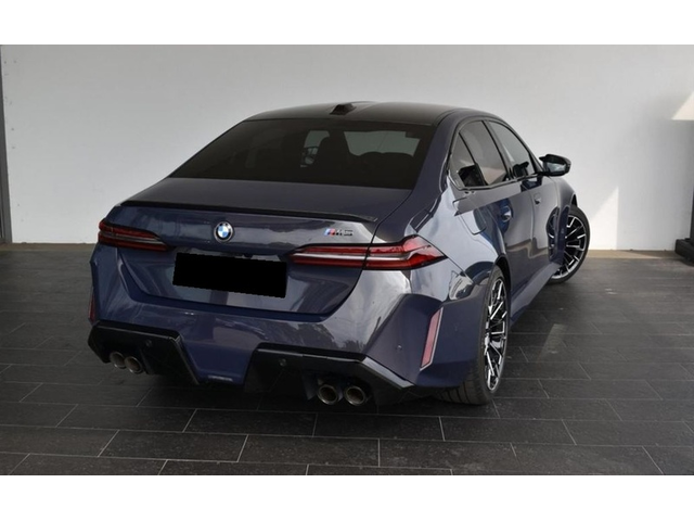 BMW M5 M5 xDrive - автомобили, коли, обяви за нови и употребявани 1