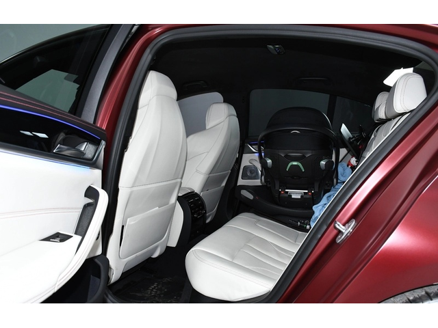 BMW M5 M5 xDrive - автомобили, коли, обяви за нови и употребявани 7