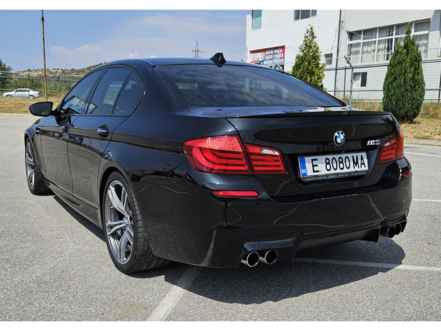 BMW M5 Performance - автомобили, коли, обяви за нови и употребявани 5