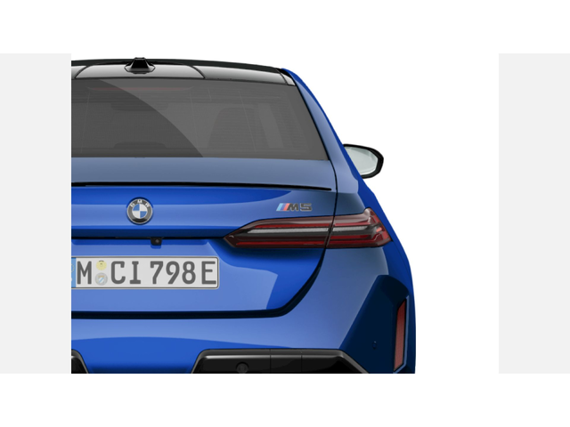 BMW M5 Sedan - автомобили, коли, обяви за нови и употребявани 1