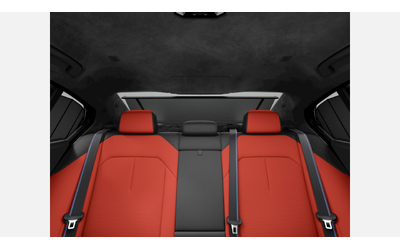 BMW M5 Sedan - автомобили, коли, обяви за нови и употребявани 11