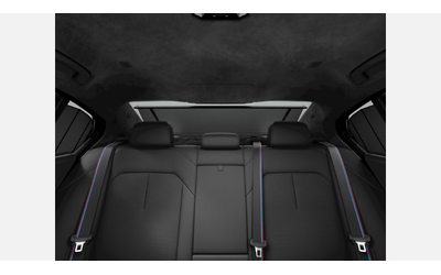 BMW M5 Sedan - автомобили, коли, обяви за нови и употребявани 11