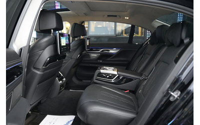 BMW M760 M760 Li xDrive Exclusive - автомобили, коли, обяви за нови и употребявани 12