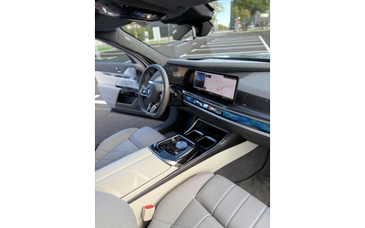 BMW M760e M760e Plug-in Hybrid xDrive - автомобили, коли, обяви за нови и употребявани 13