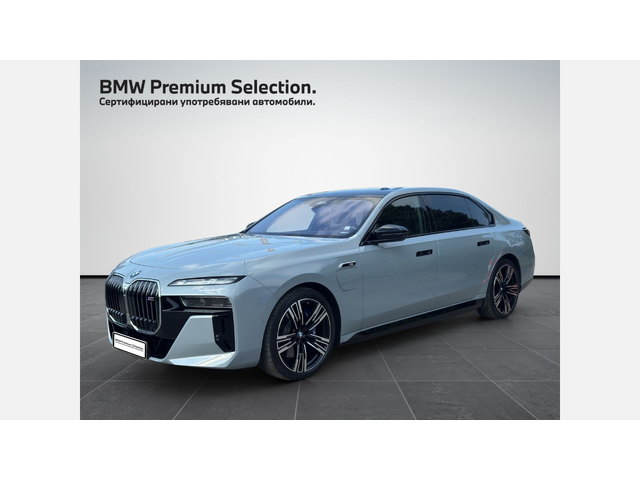 BMW M760e xDrive - автомобили, коли, обяви за нови и употребявани 0