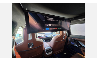 BMW M760e xDrive - автомобили, коли, обяви за нови и употребявани 11