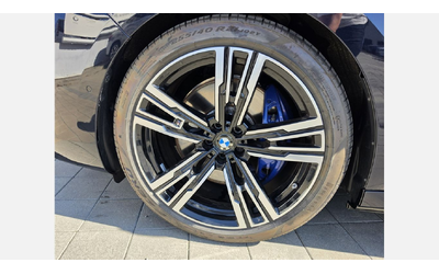 bmw-m760e-xdrive - 4