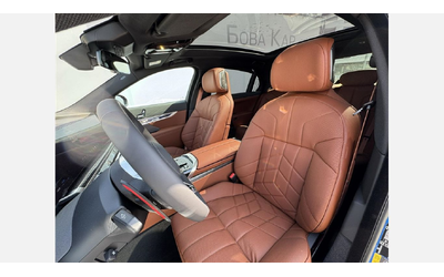 BMW M760e xDrive Седан - автомобили, коли, обяви за нови и употребявани 8