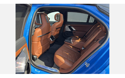 BMW M760e xDrive Седан - автомобили, коли, обяви за нови и употребявани 9