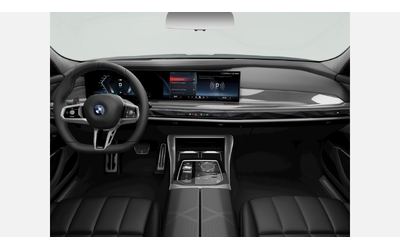 BMW M760e xDrive Sedan - автомобили, коли, обяви за нови и употребявани 8