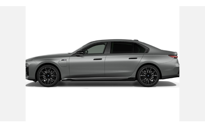 bmw-m760e-xdrive-sedan - 3