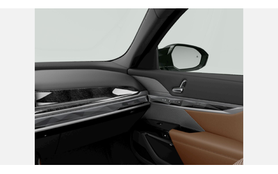 BMW M760e xDrive Седан - автомобили, коли, обяви за нови и употребявани 9