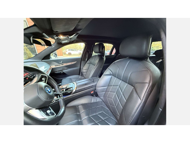 BMW M760e xDrive Седан - автомобили, коли, обяви за нови и употребявани 10