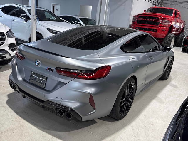 BMW M8 4.4L 8cyl AWD - автомобили, коли, обяви за нови и употребявани 2