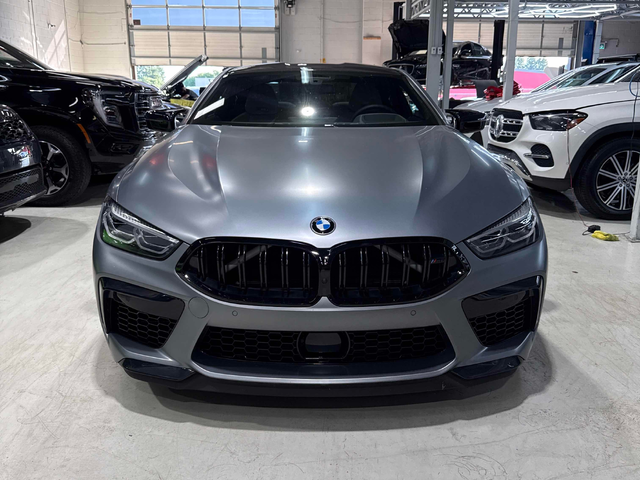 BMW M8 4.4L 8cyl AWD - автомобили, коли, обяви за нови и употребявани 5