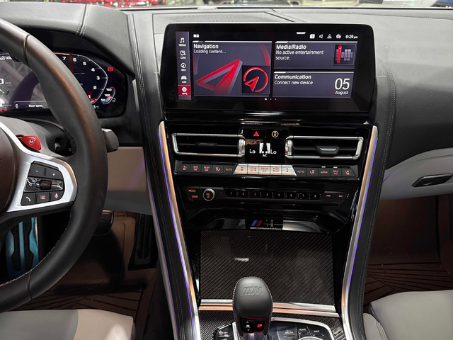 BMW M8 4.4L 8cyl AWD - автомобили, коли, обяви за нови и употребявани 8