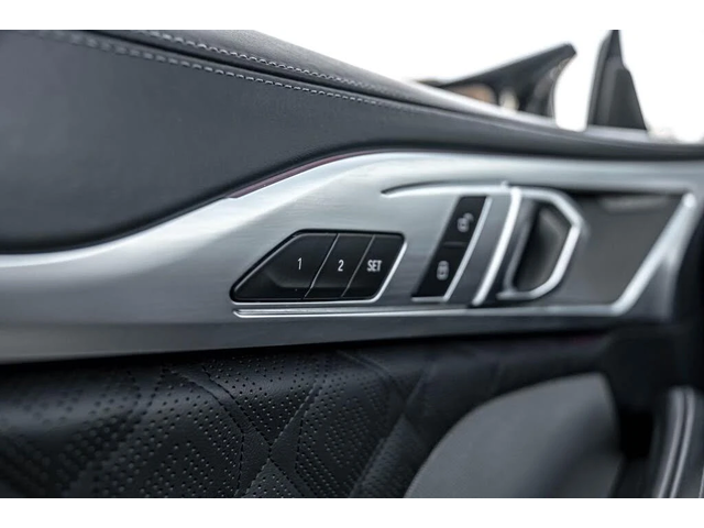 BMW M8 XDRIVE * CAMERA * LED * ПОДГРЕВ * NAVI - автомобили, коли, обяви за нови и употребявани 5