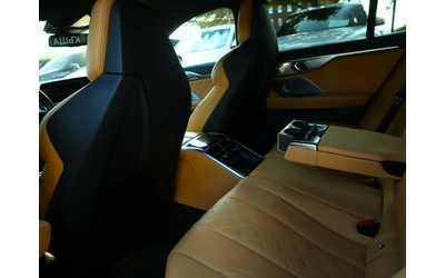 BMW M8 Competition/GrandCoupe/Bower&Wilkins/Камера 360/HuD/Керамика - автомобили, коли, обяви за нови и употребявани 7