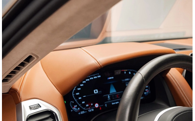 BMW M8 M8 Competition 4.4 V8 xDrive  - автомобили, коли, обяви за нови и употребявани 8