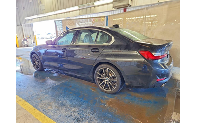 bmw-motorrad-2-0l-4-all-wheel-drive - 1