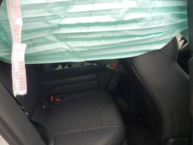 BMW SEDAN 2.0L 4 ALL WHEEL DRIVE - автомобили, коли, обяви за нови и употребявани 9