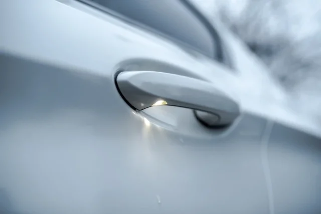 BMW Серия 5 520i (184 кс) Steptronic - автомобили, коли, обяви за нови и употребявани 13