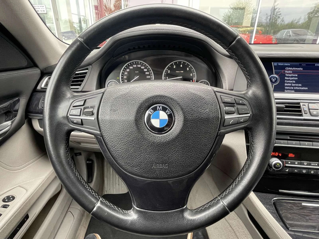 BMW Серия 7 750i (408 кс) Steptronic - автомобили, коли, обяви за нови и употребявани 10