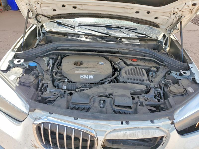 BMW X1 2.0L 4 ALL WHEEL DRIVE - автомобили, коли, обяви за нови и употребявани 12