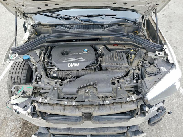 BMW X1 2.0L 4 FRONT WHEEL DRIVE - автомобили, коли, обяви за нови и употребявани 12