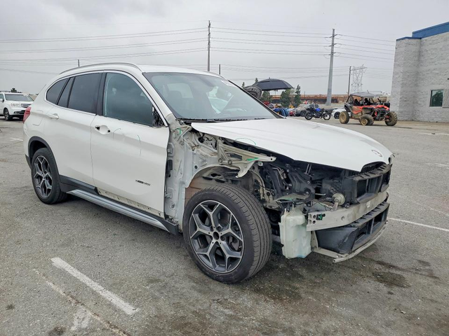 BMW X1 2.0L 4 FRONT WHEEL DRIVE - автомобили, коли, обяви за нови и употребявани 4