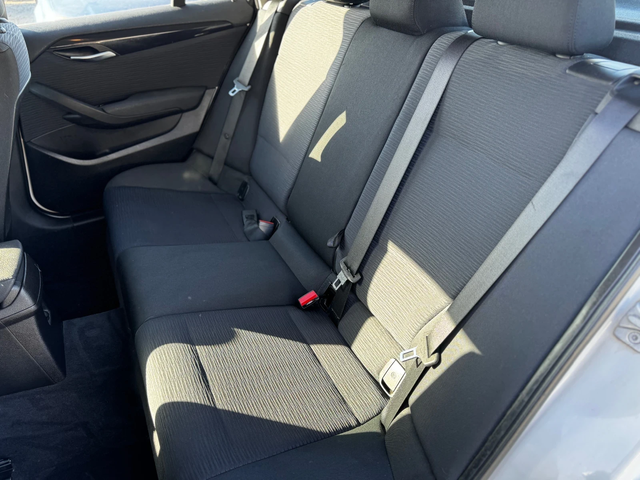 BMW X1 X-Drive/2.0D/Xenon - автомобили, коли, обяви за нови и употребявани 11