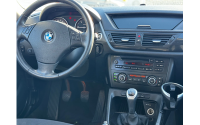 BMW X1 X-Drive/2.0D/Xenon - автомобили, коли, обяви за нови и употребявани 12