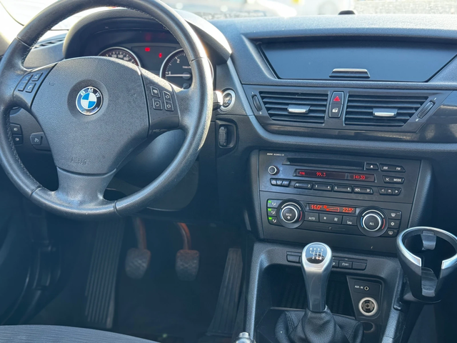 BMW X1 X-Drive/2.0D/Xenon - автомобили, коли, обяви за нови и употребявани 12