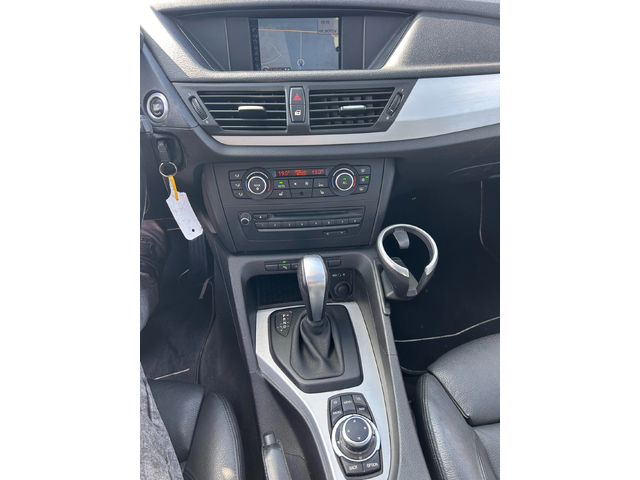 BMW X1 1.8XDRIVE AVTOMAT/KOJA/PANORAMA/NAVI EURO 5 - автомобили, коли, обяви за нови и употребявани 14