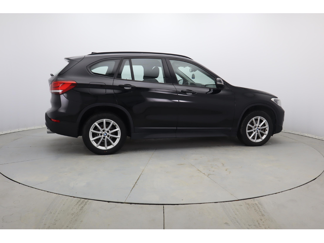 BMW X1 - автомобили, коли, обяви за нови и употребявани 11